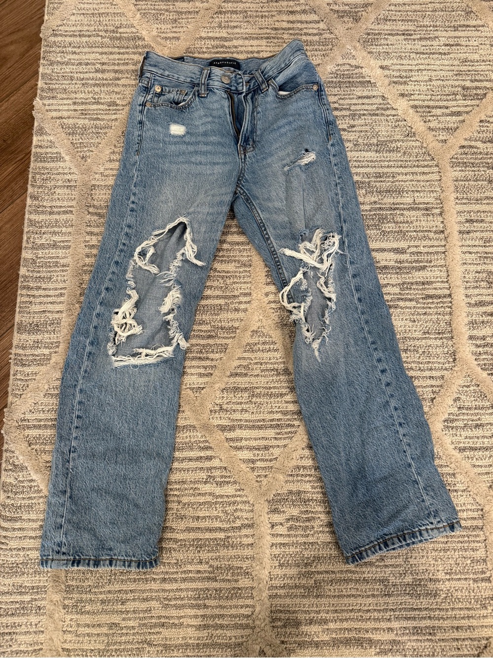 Aeropostale High Rise Baggy Distressed Jeans 000 Short